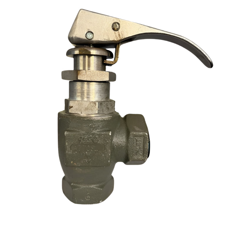 A7708L QUICK ACTING HOSE END ANGLE VALVE FOR BOBTAIL STEEL (1"F.NPT X 1"F.NPT) REGO USA